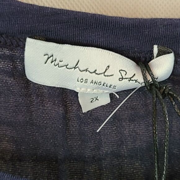 New MICHAEL STARS Women's (2X) Admiral Navy Blue Flutter Sleeve Raw Hem Tee Top - Picture 6 of 8